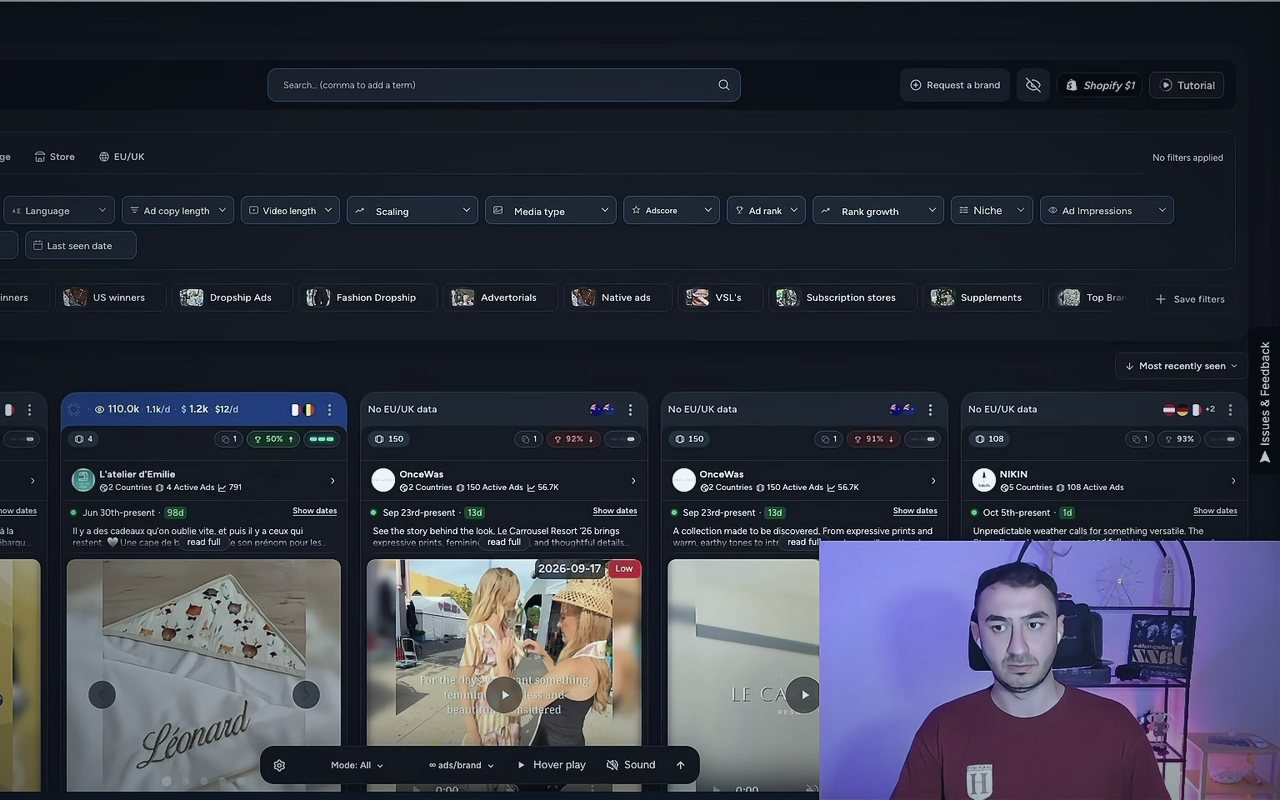 Ürün araştırma aracında kazanan reklamları ekran paylaşımıyla inceleyen eğitmen